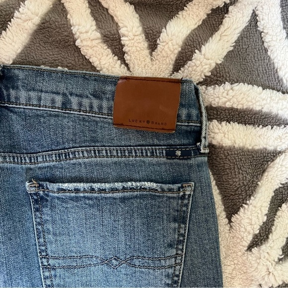 Lucky Brand Jeans with Embroidered Detail - Picture 2 of 5